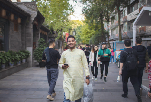 老成都与国际范碰撞 从一捧沙说起......